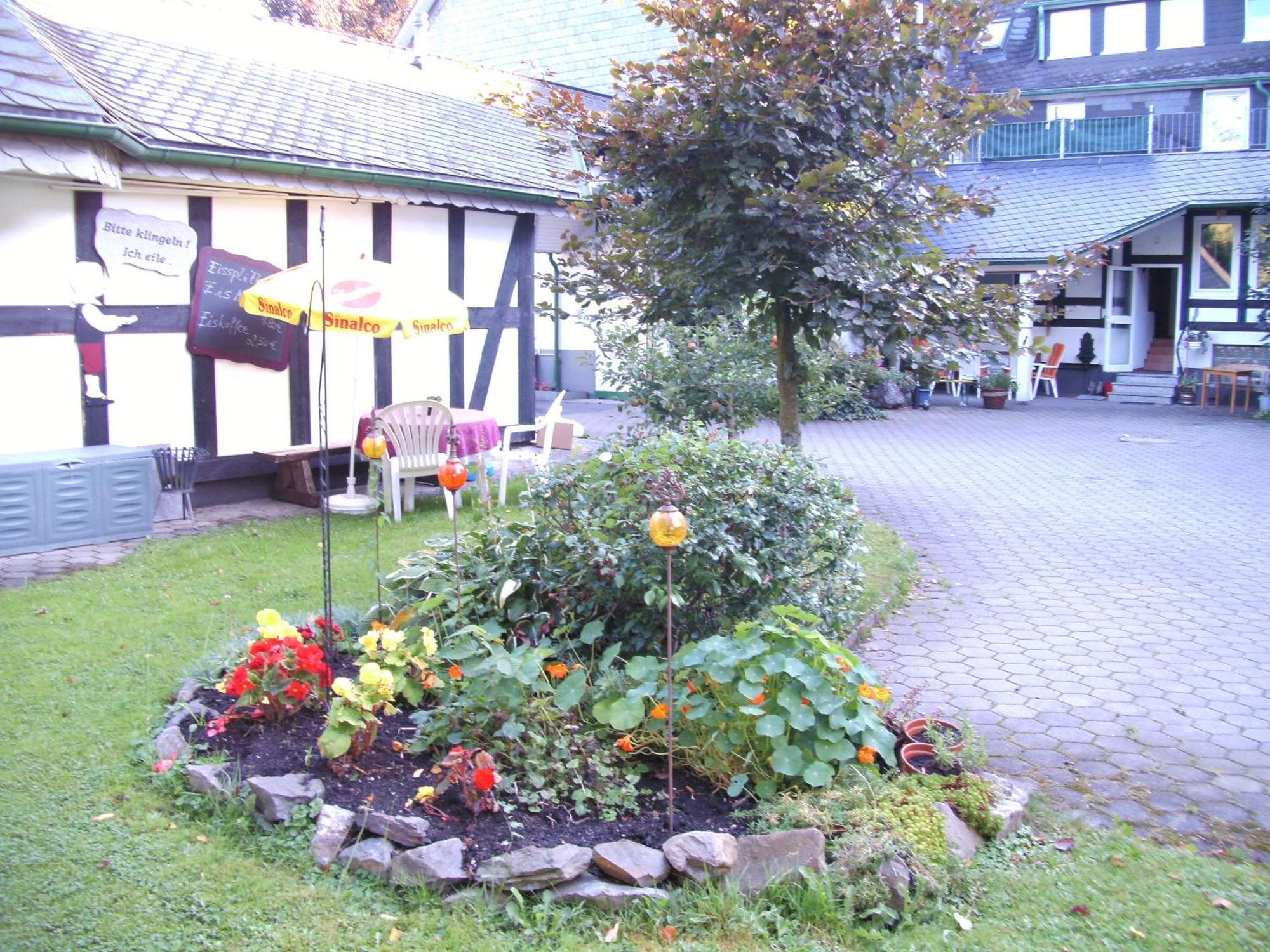 Pension Gastreich Lennestadt Exterior foto